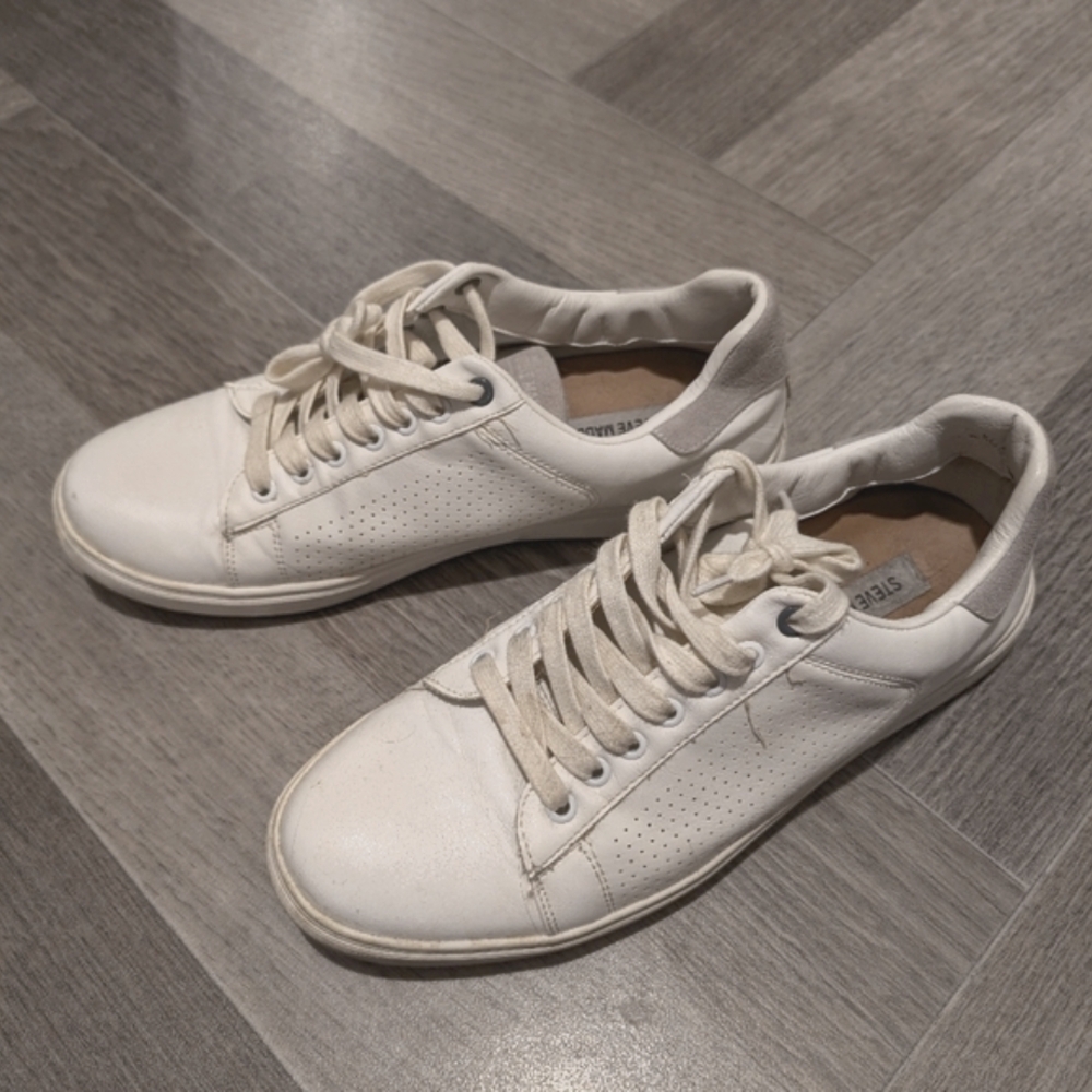 Steve Madden - Picture 2 of 4